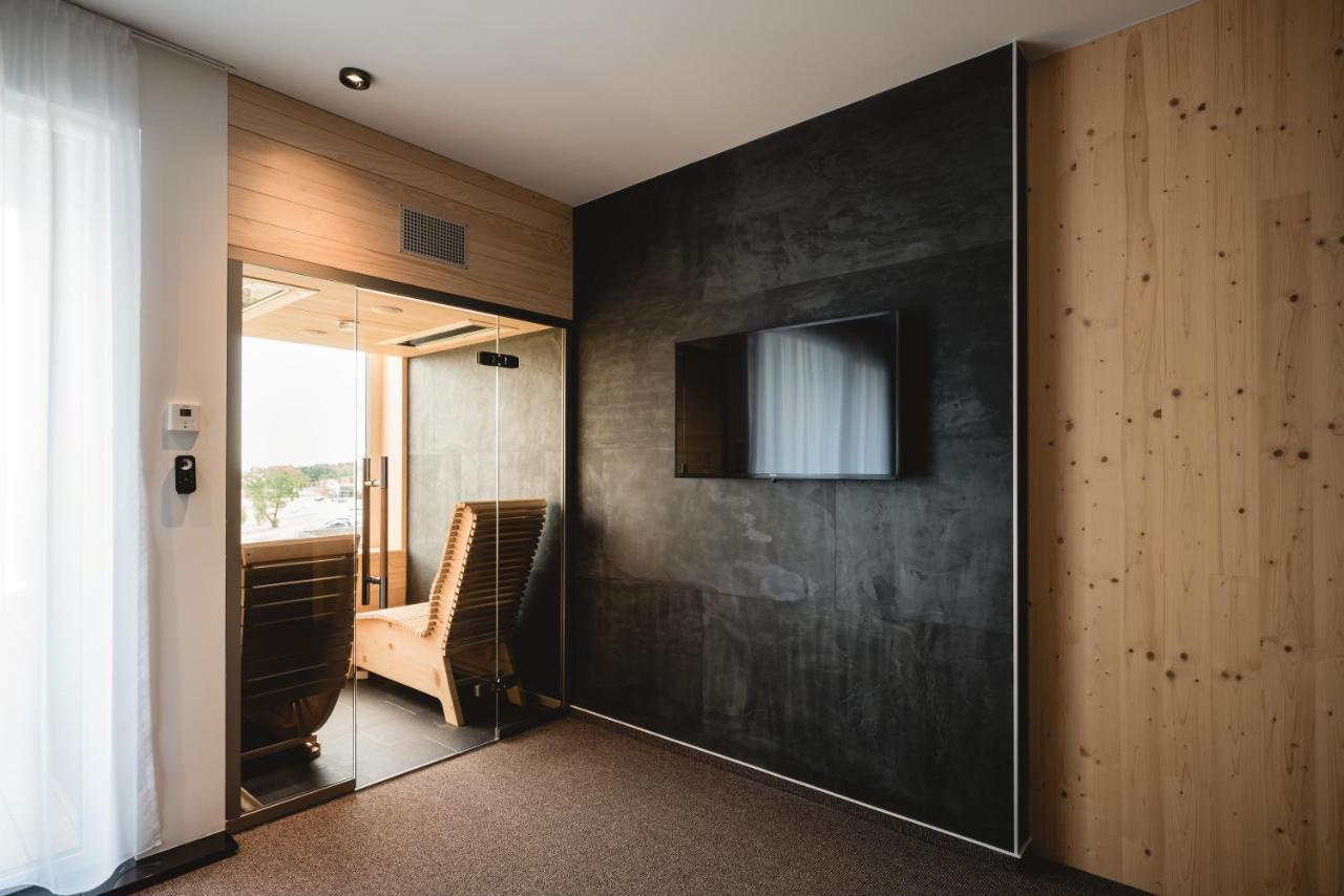 Hotel Thermal ŠÍRAVA Kaluža Exteriér fotografie