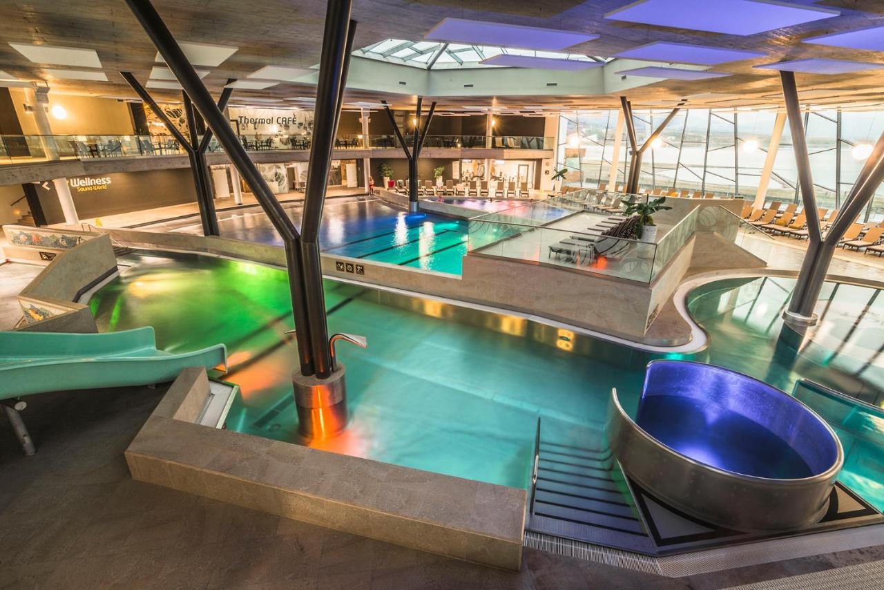 Hotel Thermal ŠÍRAVA Kaluža Exteriér fotografie