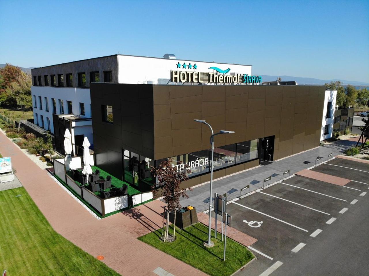 Hotel Thermal ŠÍRAVA Kaluža Exteriér fotografie